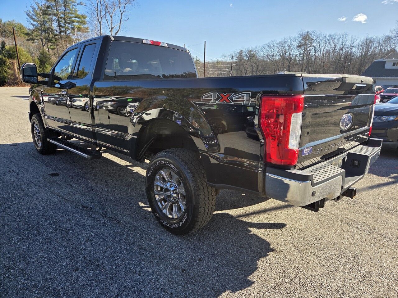 2017 Ford Super Duty F-250 SRW XLT Charlton MA