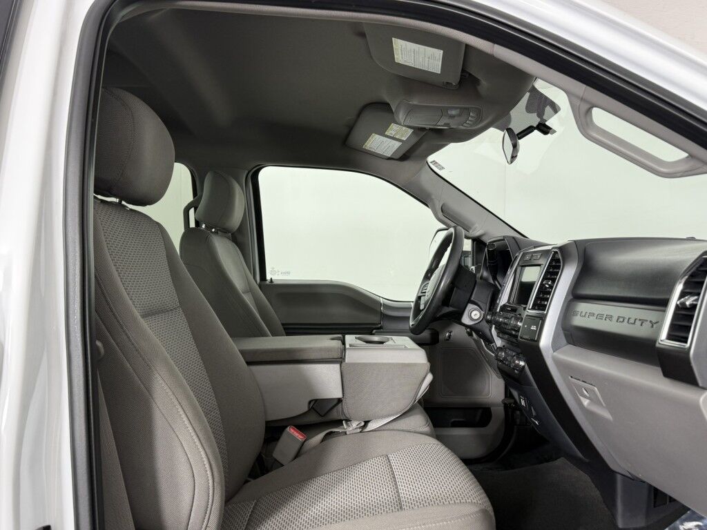 2017 Ford Super Duty F-250 SRW XLT Crew Cab 6.75' Box Maumee OH