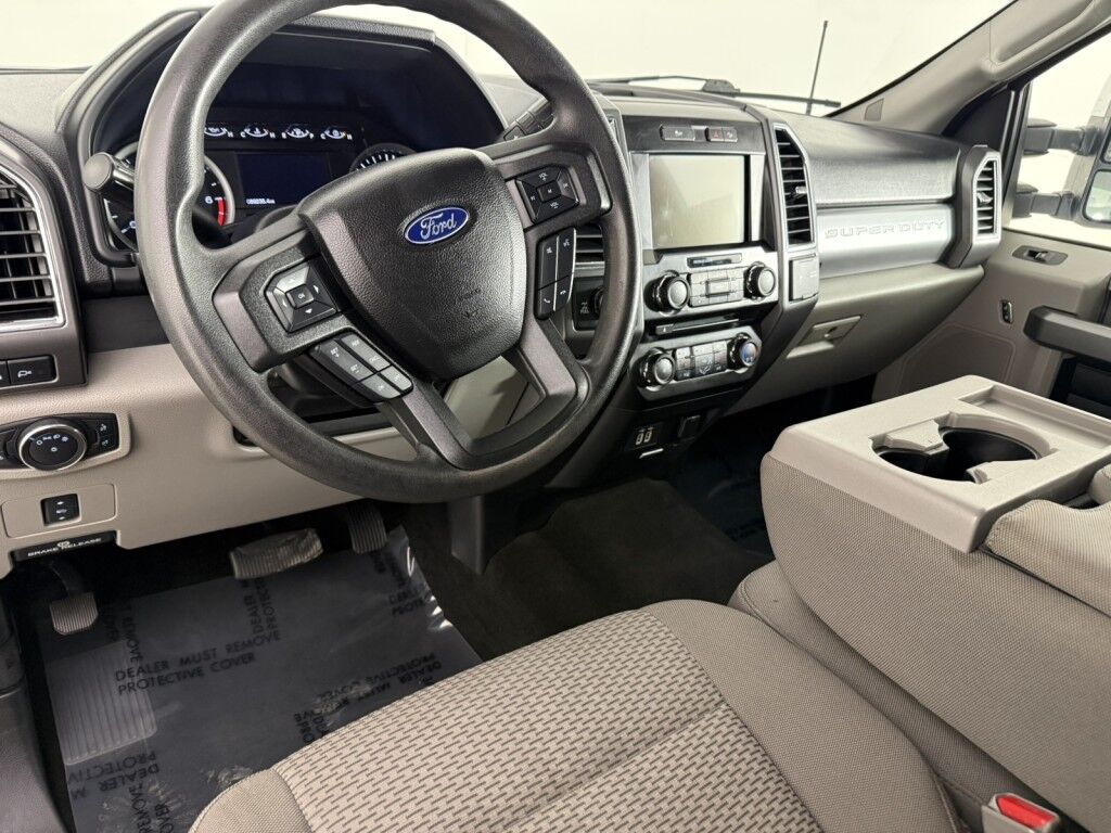 2017 Ford Super Duty F-250 SRW XLT Crew Cab 6.75' Box Maumee OH