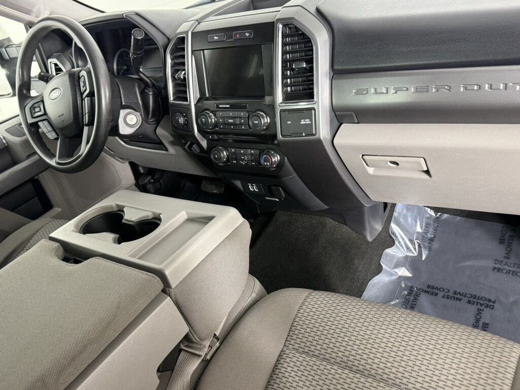 2017 Ford Super Duty F-250 SRW XLT Crew Cab 6.75' Box Maumee OH