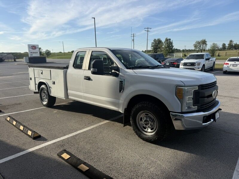 2017 Ford Super Duty F-250 Utility 51k mi's XL Collinsville OK