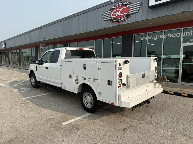 2017 Ford Super Duty F-250 Utility XL Collinsville OK