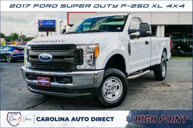2017 Ford Super Duty F-250 XL 4X4 / 6.2L V8 / Long Bed / Regular Cab! High Point NC