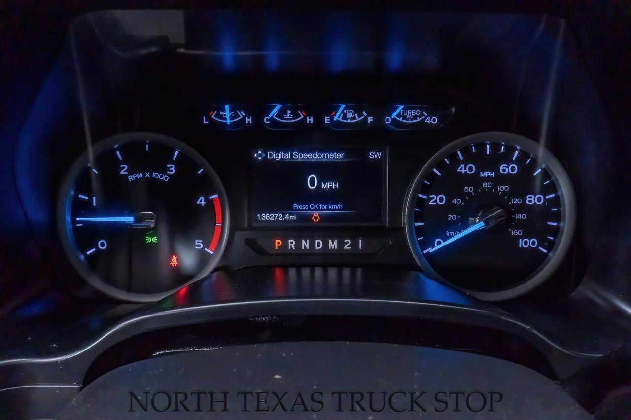 2017 Ford F-250 XLT FX4 photo 30