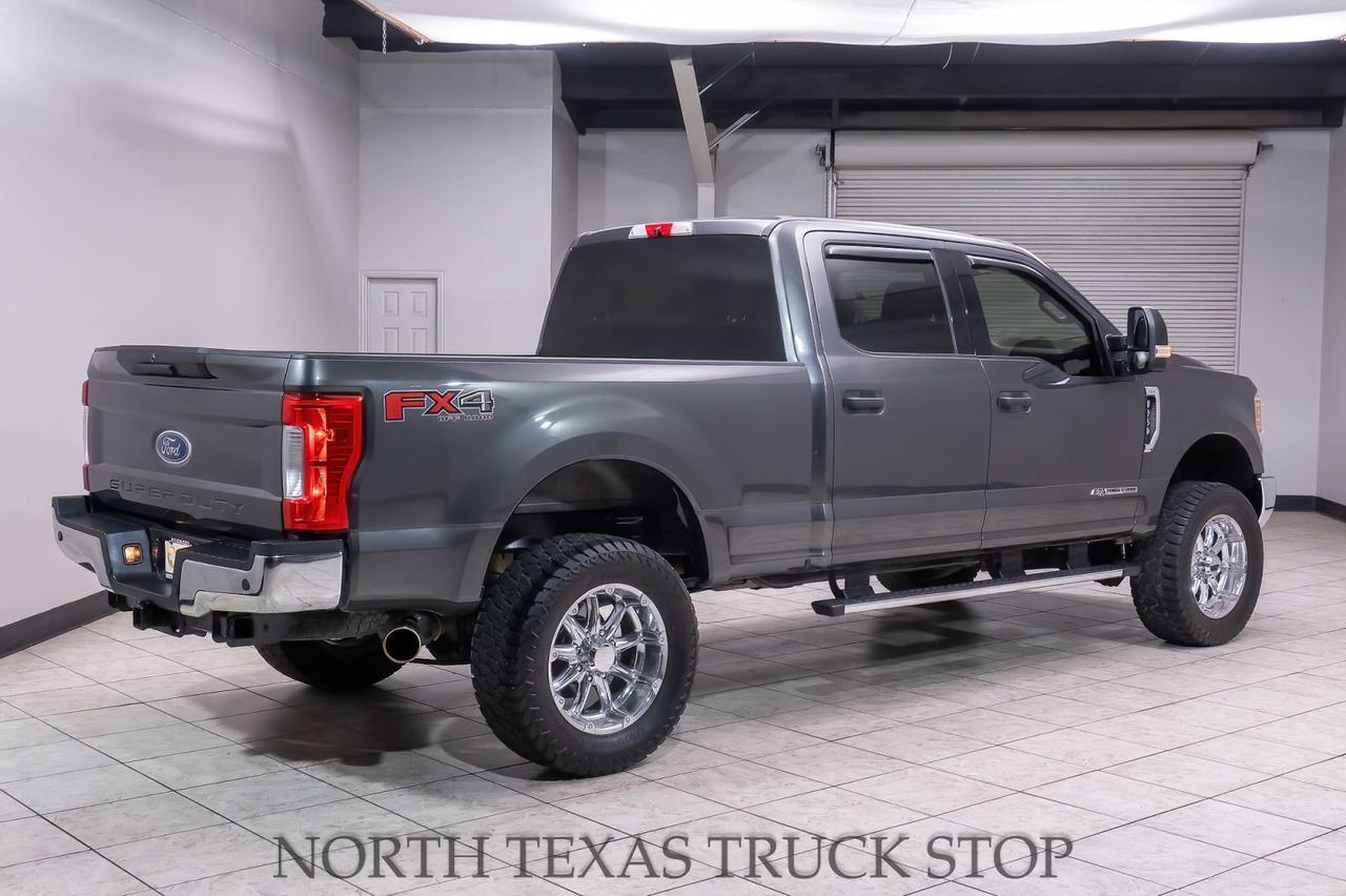 2017 Ford F-250 XLT FX4 photo 4