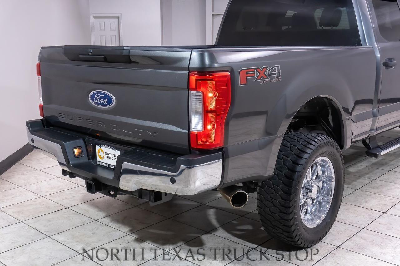 2017 Ford F-250 XLT FX4 photo 16