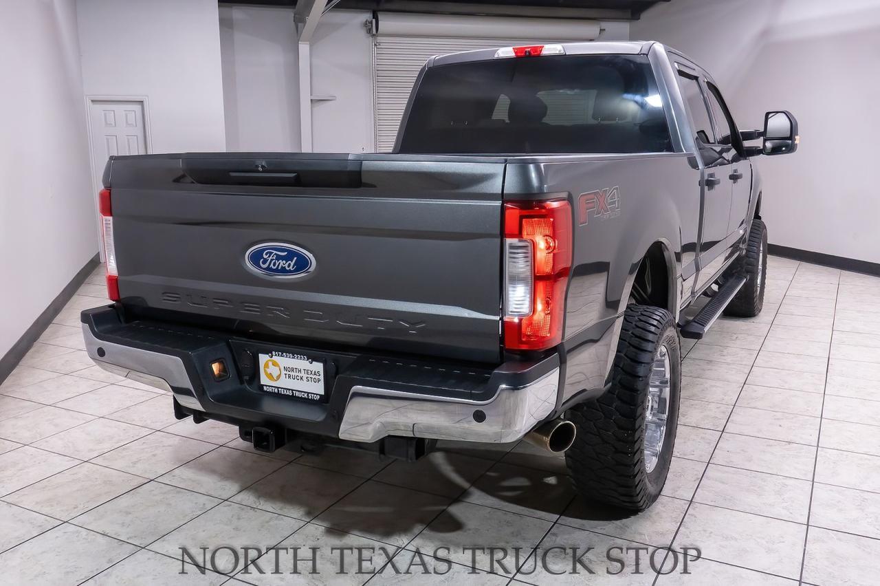 2017 Ford F-250 XLT FX4 photo 17