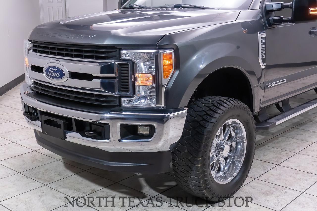 2017 Ford F-250 XLT FX4 photo 12
