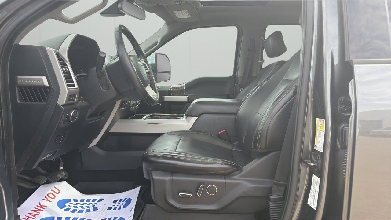 2017 Ford Super Duty F-350 DRW Lariat Sherwood Park AB