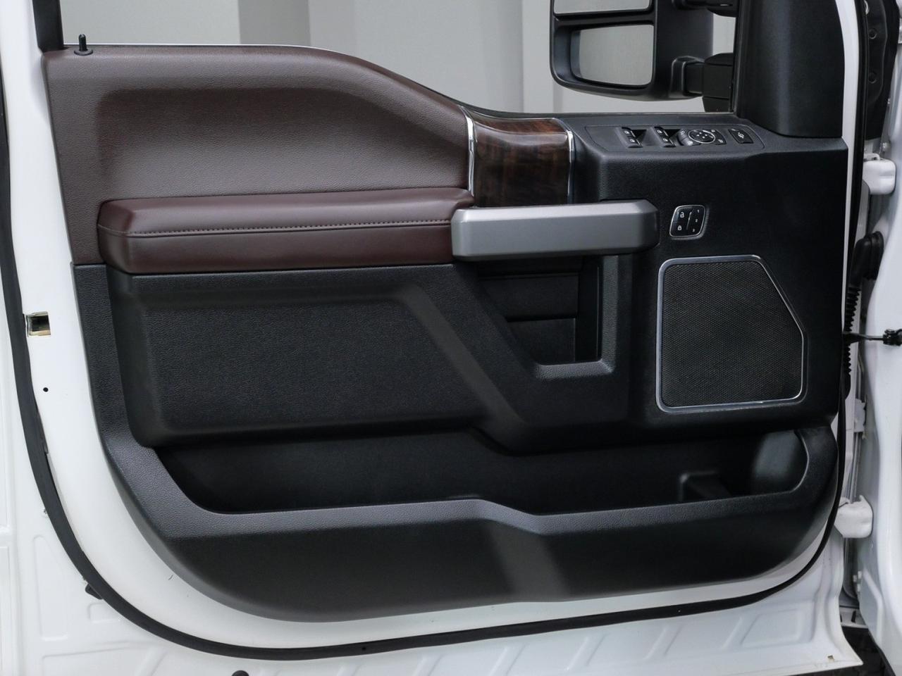 2017 Ford Super Duty F-350 DRW Platinum FX4 6.7L Power Stroke 4x4 Mansfield TX