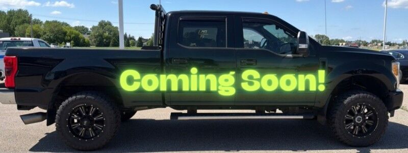 2017 Ford Super Duty F-350 Lariat COMING SOON Ultimate 6.7L Diesel Sunroof 35in Toyo Tires Arlington TX