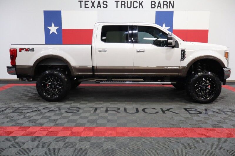 2017 Ford Super Duty F-350 Lariat Lifted 6.7L Diesel GPS Camera FREE WARRANTY Arlington TX