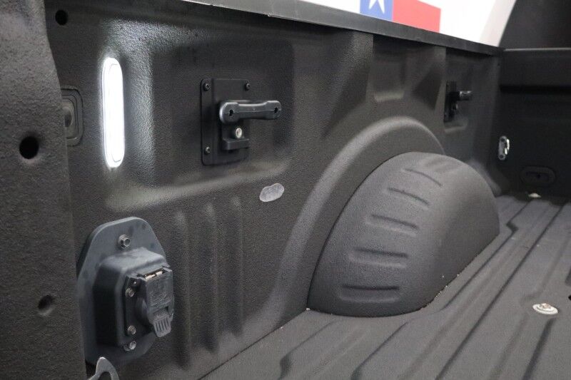 2017 Ford Super Duty F-350 Lariat Lifted 6.7L Diesel GPS Camera FREE WARRANTY Arlington TX
