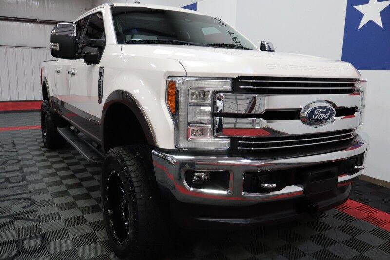 2017 Ford Super Duty F-350 Lariat Lifted 6.7L Diesel GPS Camera FREE WARRANTY Arlington TX
