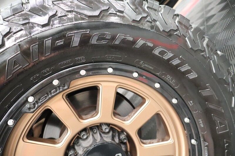 2017 Ford Super Duty F-350 Lariat Long Bed Lifted 6.7L Diesel 37in Tires GPS Camear Arlington TX