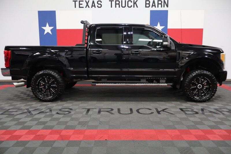 2017 Ford Super Duty F-350 Lariat Ultimate 6.7L Diesel Sunroof 35in Toyo Tires FREE WARRANTY Arlington TX