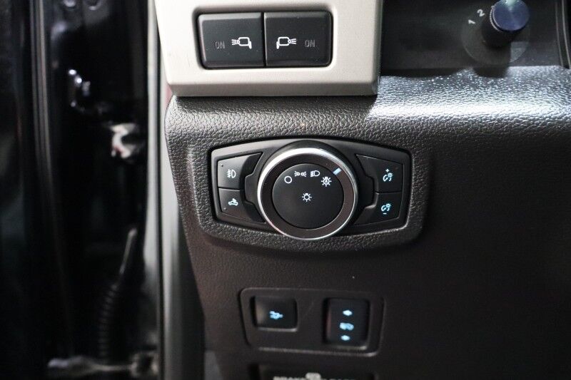 2017 Ford Super Duty F-350 Lariat Ultimate 6.7L Diesel Sunroof 35in Toyo Tires FREE WARRANTY Arlington TX