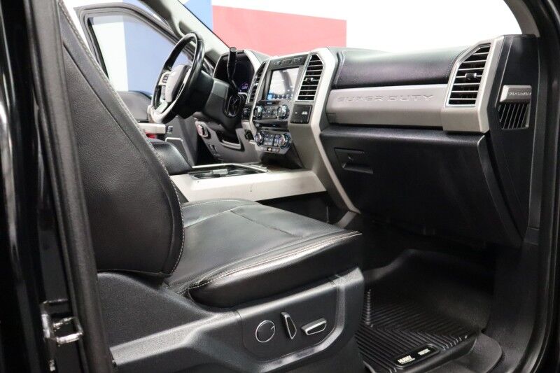 2017 Ford Super Duty F-350 Lariat Ultimate 6.7L Diesel Sunroof 35in Toyo Tires FREE WARRANTY Arlington TX