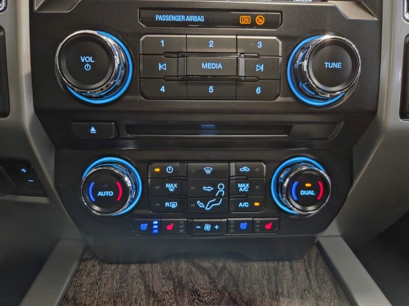 2017 Ford Super Duty F-350 Lariat Ultimate Dually 6.7L Diesel GPS Camera Sunroon New Tires FREE WARRANTY Arlington TX