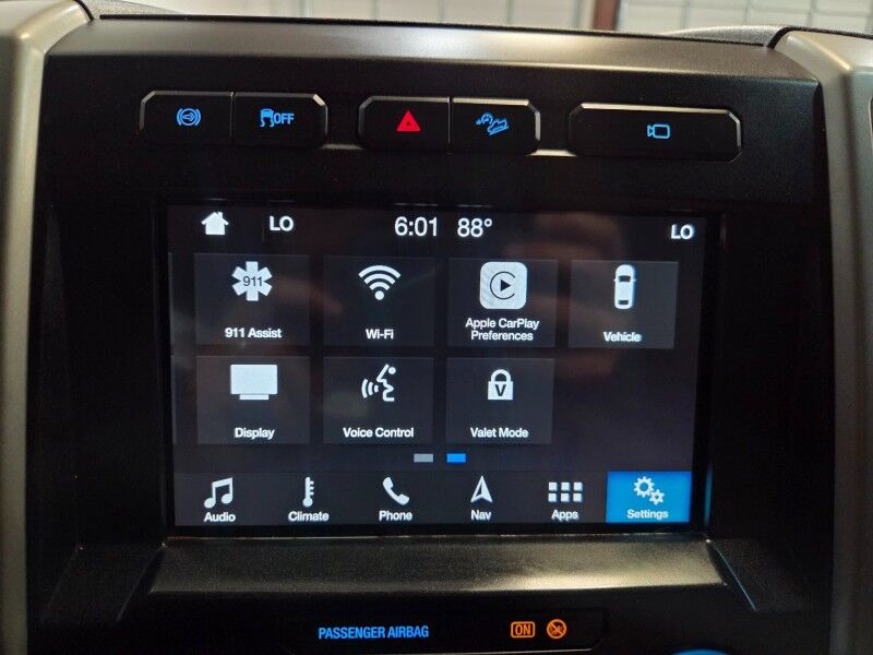 2017 Ford Super Duty F-350 Lariat Welding Bed Dually 6.7L Diesel FX4 4WD FREE WARRANTY Arlington TX