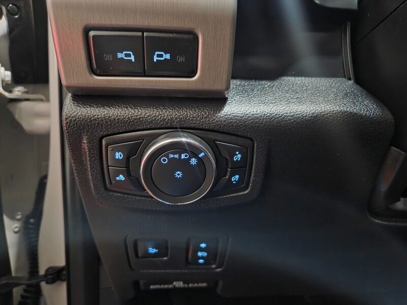 2017 Ford Super Duty F-350 Platinum 6.7L Diesel Dually GPS Camera Sunroof FREE WARRANTY Arlington TX