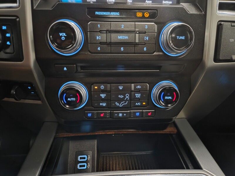 2017 Ford Super Duty F-350 Platinum 6.7L Diesel Dually GPS Camera Sunroof FREE WARRANTY Arlington TX