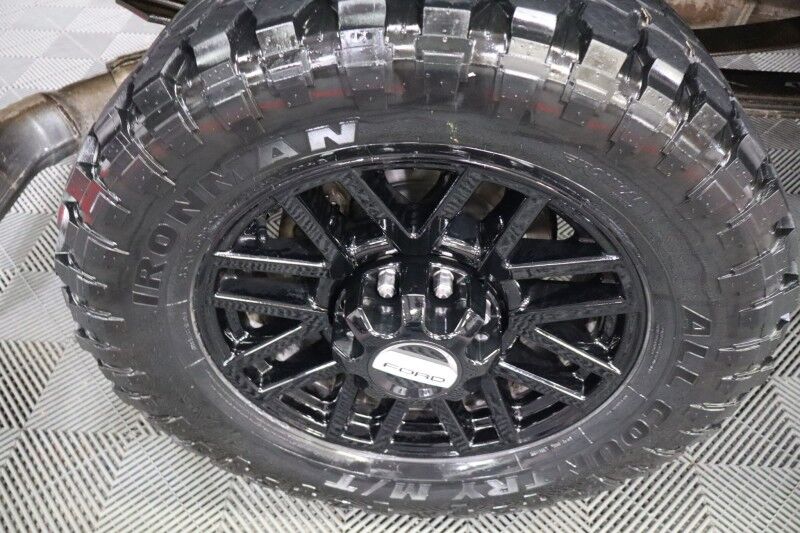 2017 Ford Super Duty F-350 Platinum Ultimate Long Bed GPS Camera 35in Tires FREE WARRANTY Arlington TX