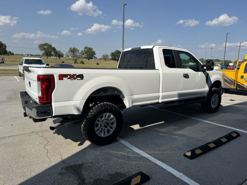 2017 Ford Super Duty F-350 SRW 4x4 XL Collinsville OK