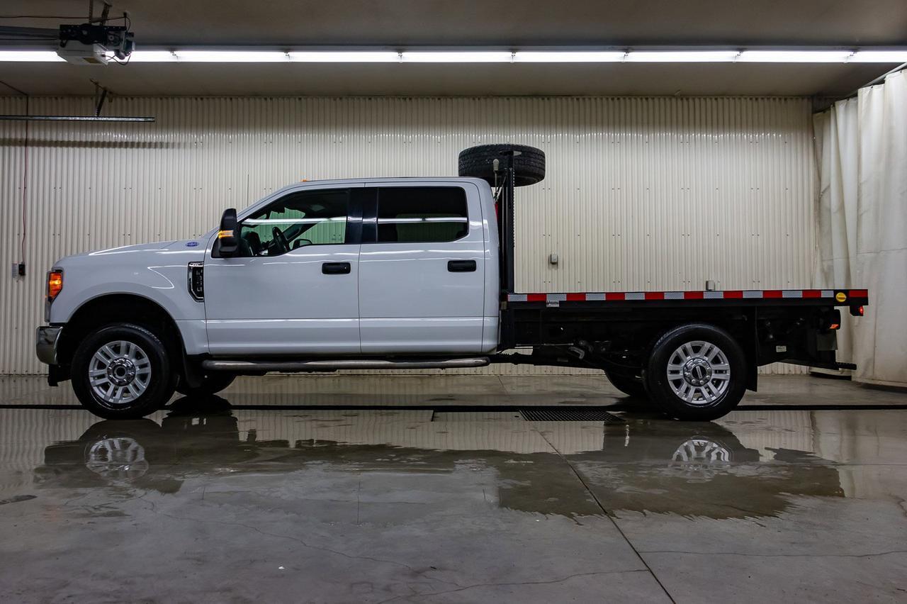 2017 Ford Super Duty F-350 SRW CREW CAB XLT DECK Red Deer AB