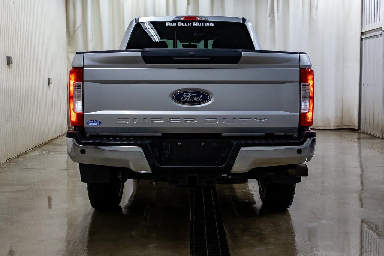 2017 Ford Super Duty F-350 SRW CREW CAB XLT FX4 Red Deer AB
