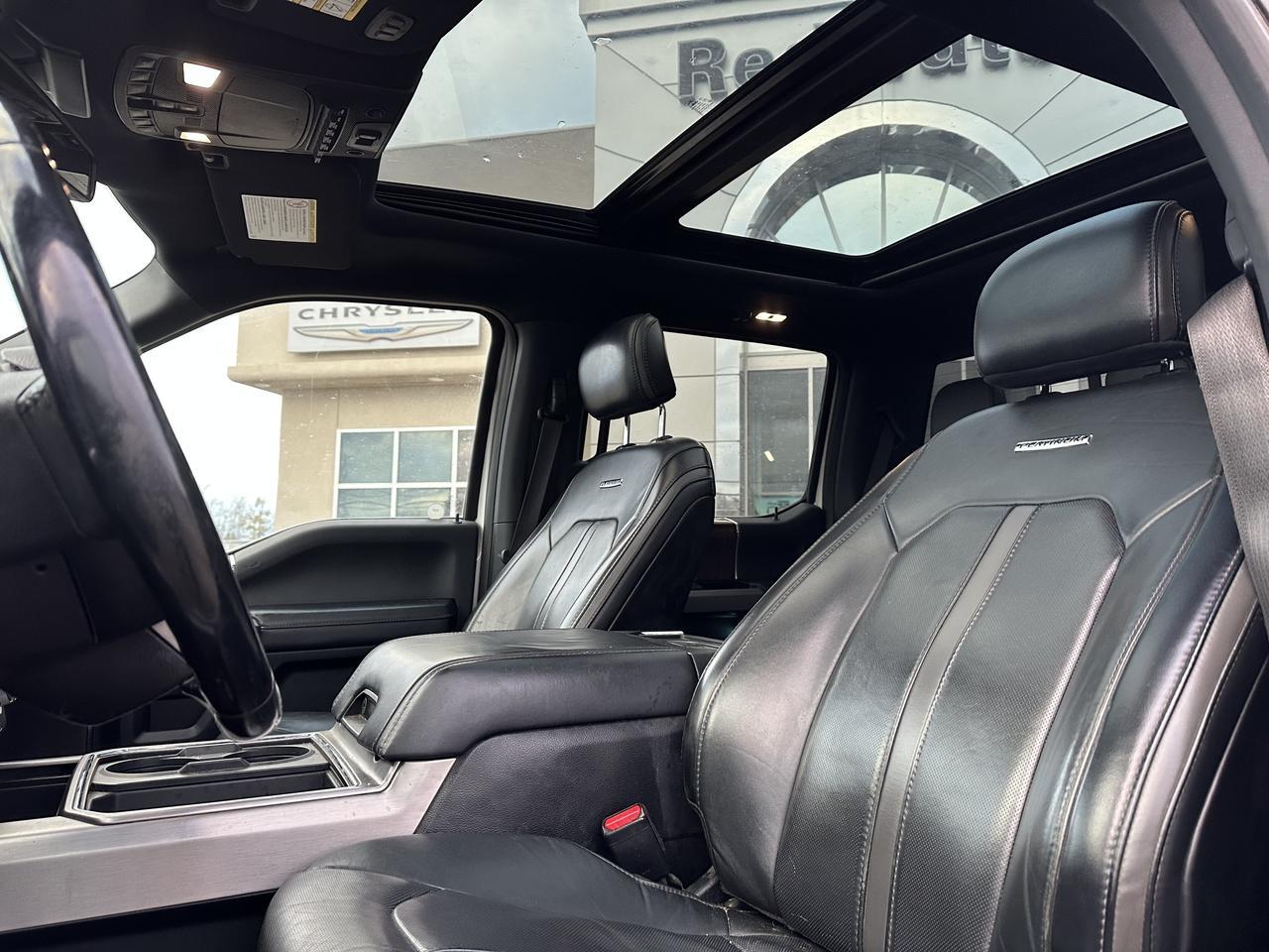 2017 Ford Super Duty F-350 SRW Crew Cab 4WD | Platinum | DELETED | Fuel Wheels | Massage Seats | Pano Sunroof | 5th Wheel Prep Redwater AB