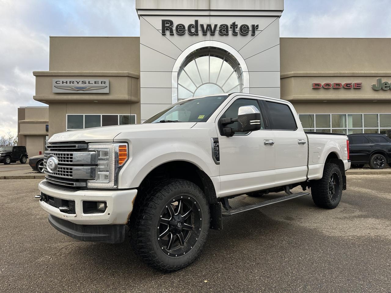 2017 Ford Super Duty F-350 SRW Crew Cab 4WD | Platinum | DELETED | Fuel Wheels | Massage Seats | Pano Sunroof | 5th Wheel Prep