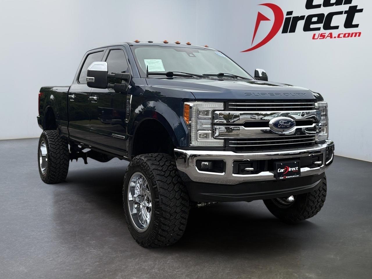 2017 Ford Super Duty F-350 SRW Lariat, LANE KEEP ASSIST, BLIND SPOT ALERT, POWER RUNNING BOARDS, MOONROOF, GO BIG AND GO HOME IN THIS F-350, Virginia Beach VA