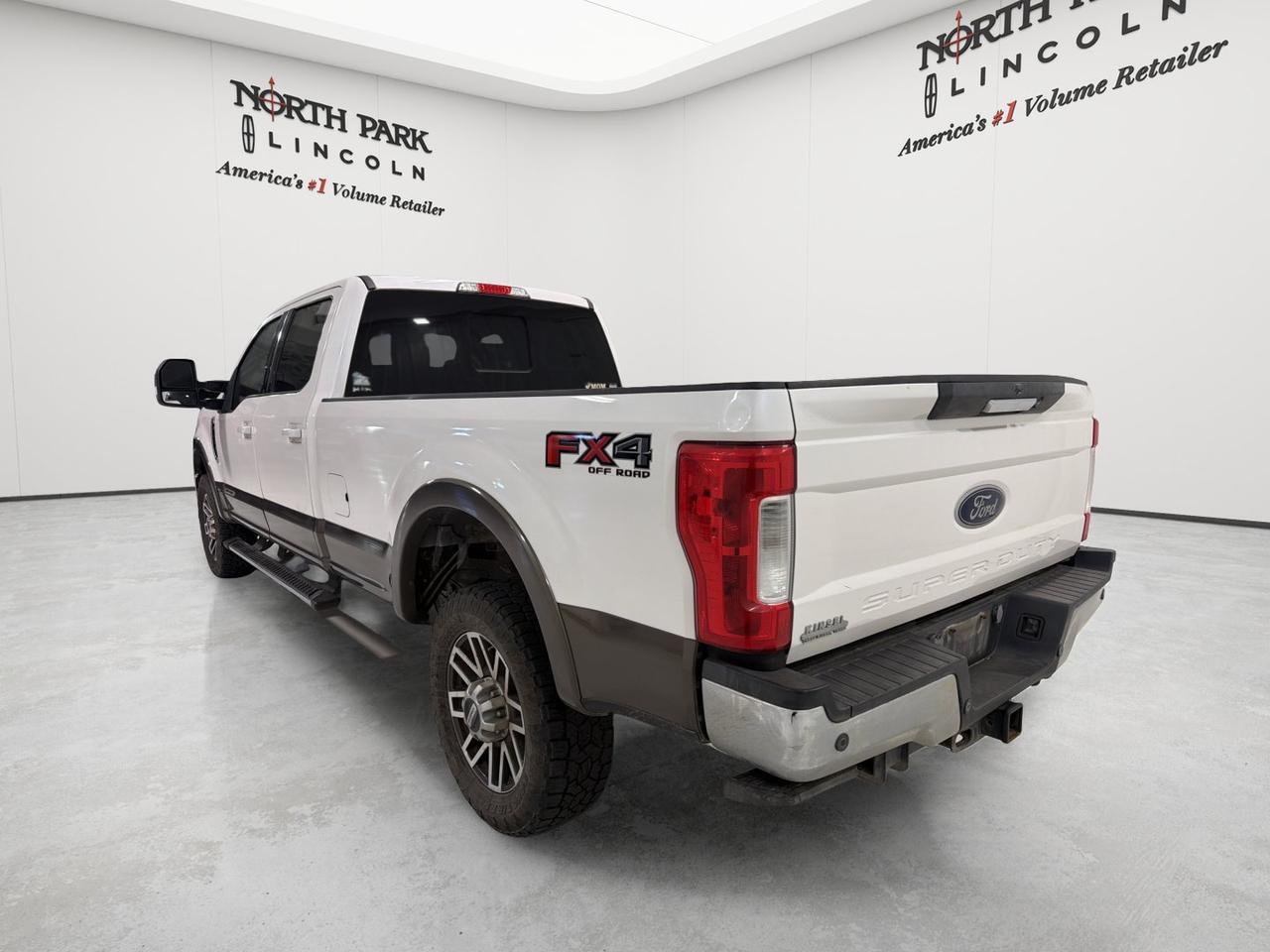 2017 Ford Super Duty F-350 SRW Lariat San Antonio TX