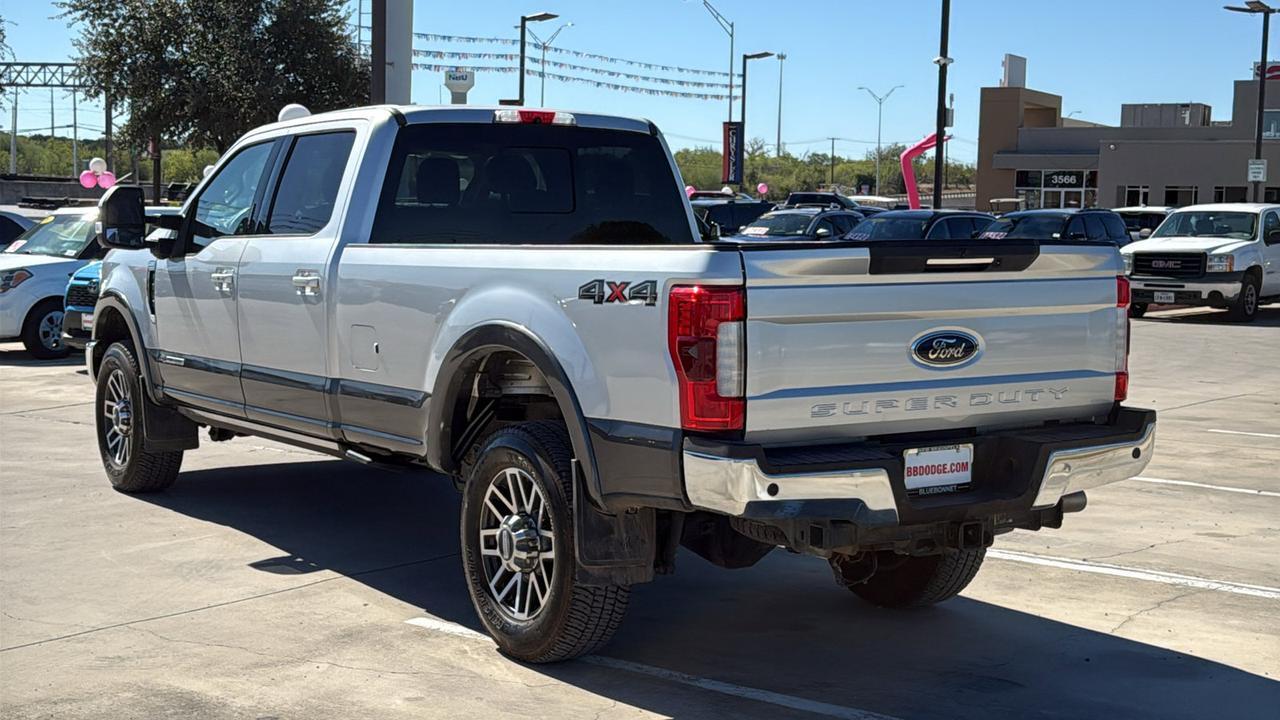 2017 Ford Super Duty F-350 SRW Lariat