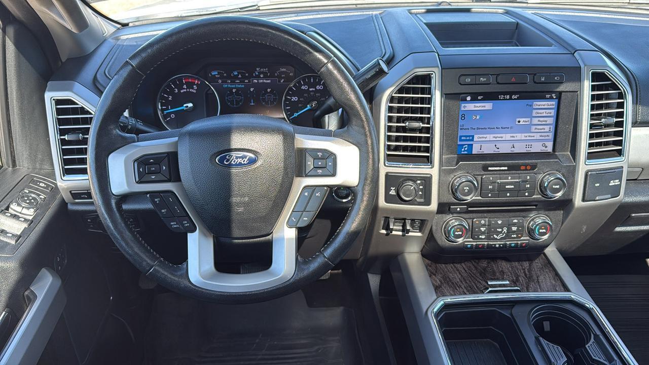 2017 Ford Super Duty F-350 SRW Lariat New Braunfels TX