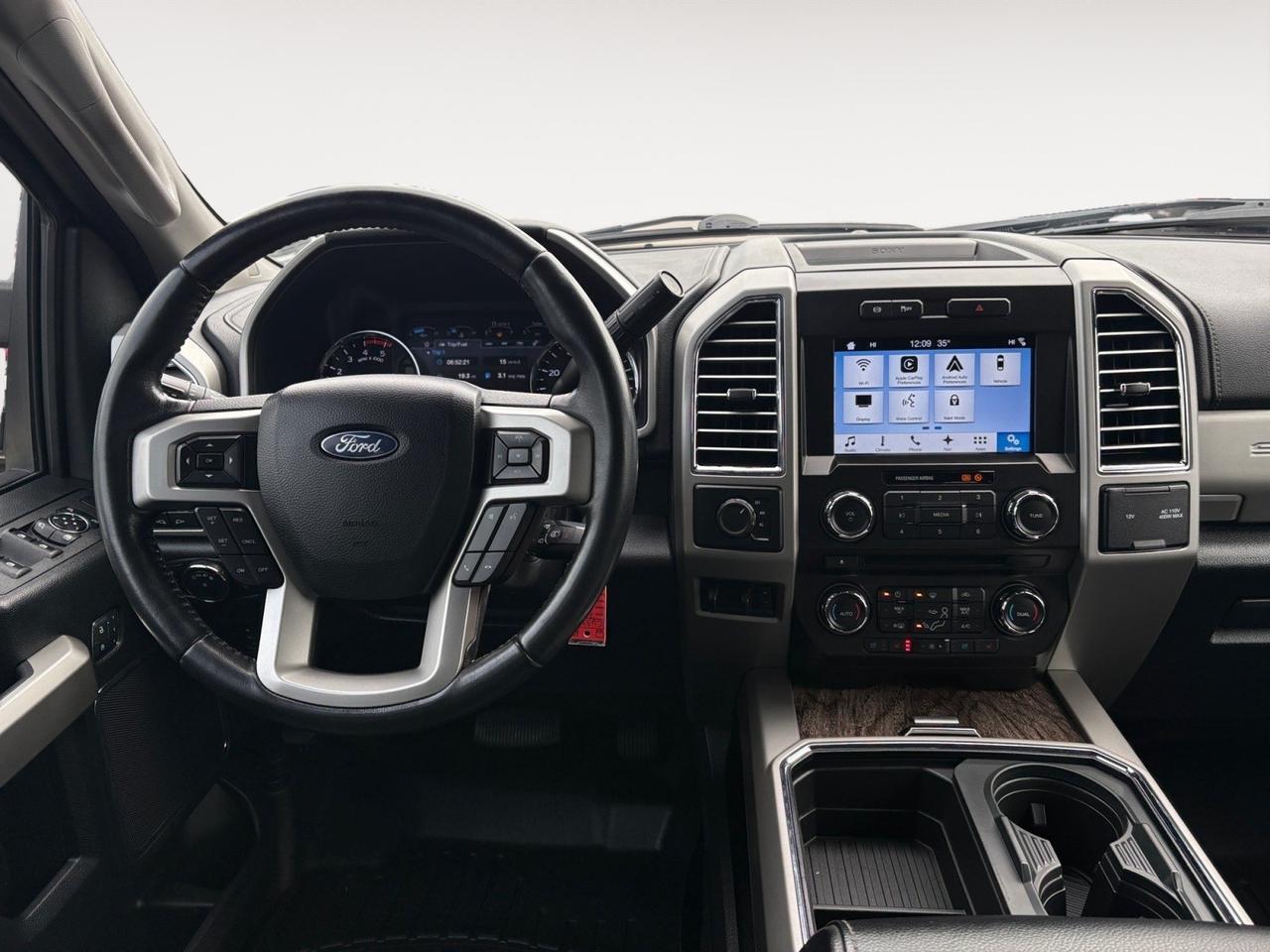 2017 Ford Super Duty F-350 SRW Lariat, TOW PACKAGE, BACKUP CAMERA WITH PARKING SENSORS, REMOTE START, HEATED & COOLING SEATS, LOW MILES, TAKE POWER ON THE ROAD IN THIS F-350!