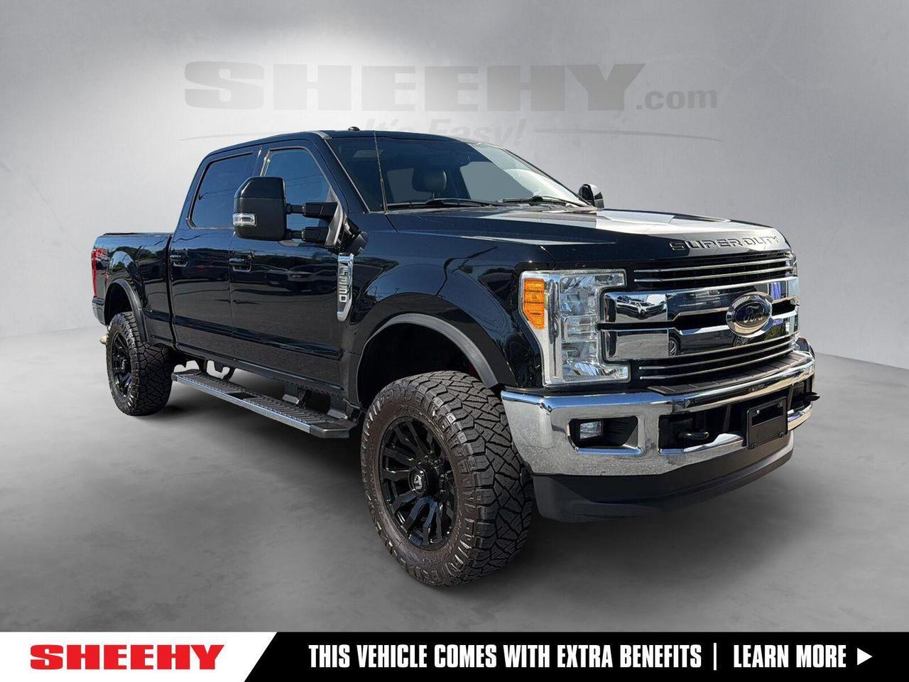 2017 Ford Super Duty F-350 SRW Lariat
