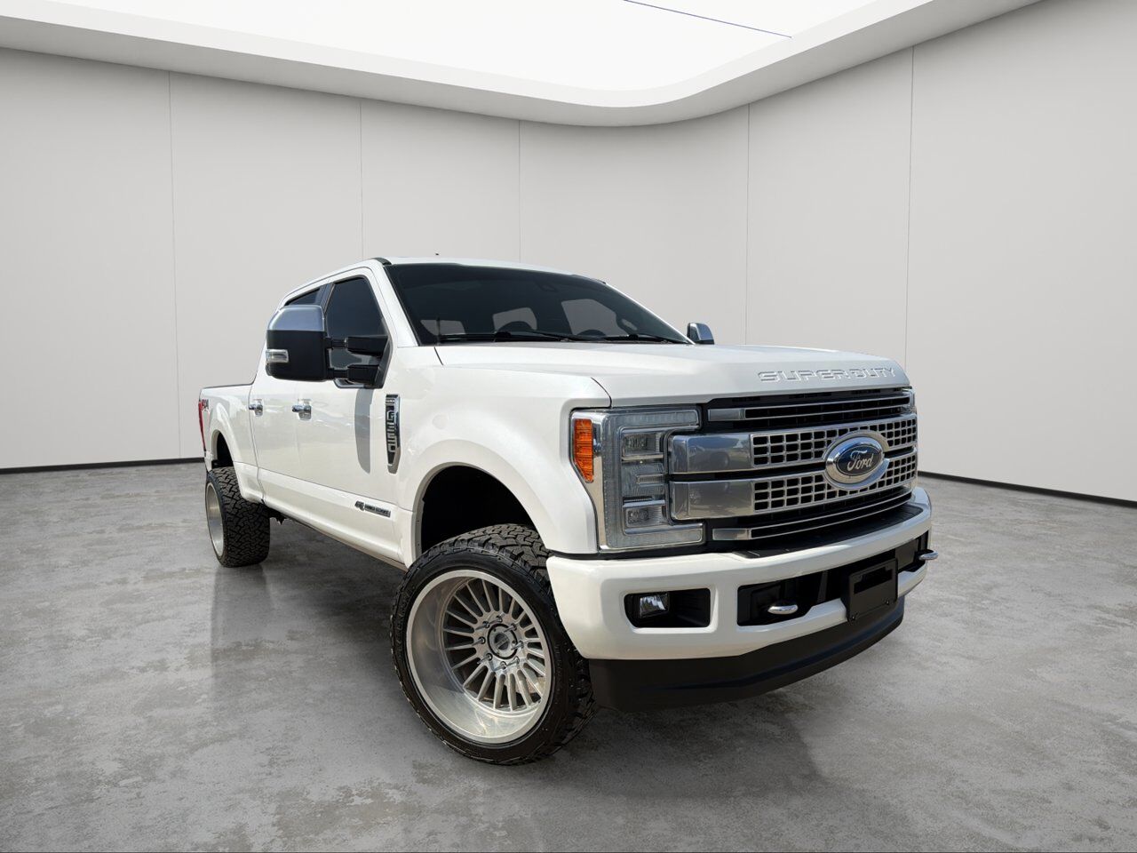2017 Ford Super Duty F-350 SRW Platinum