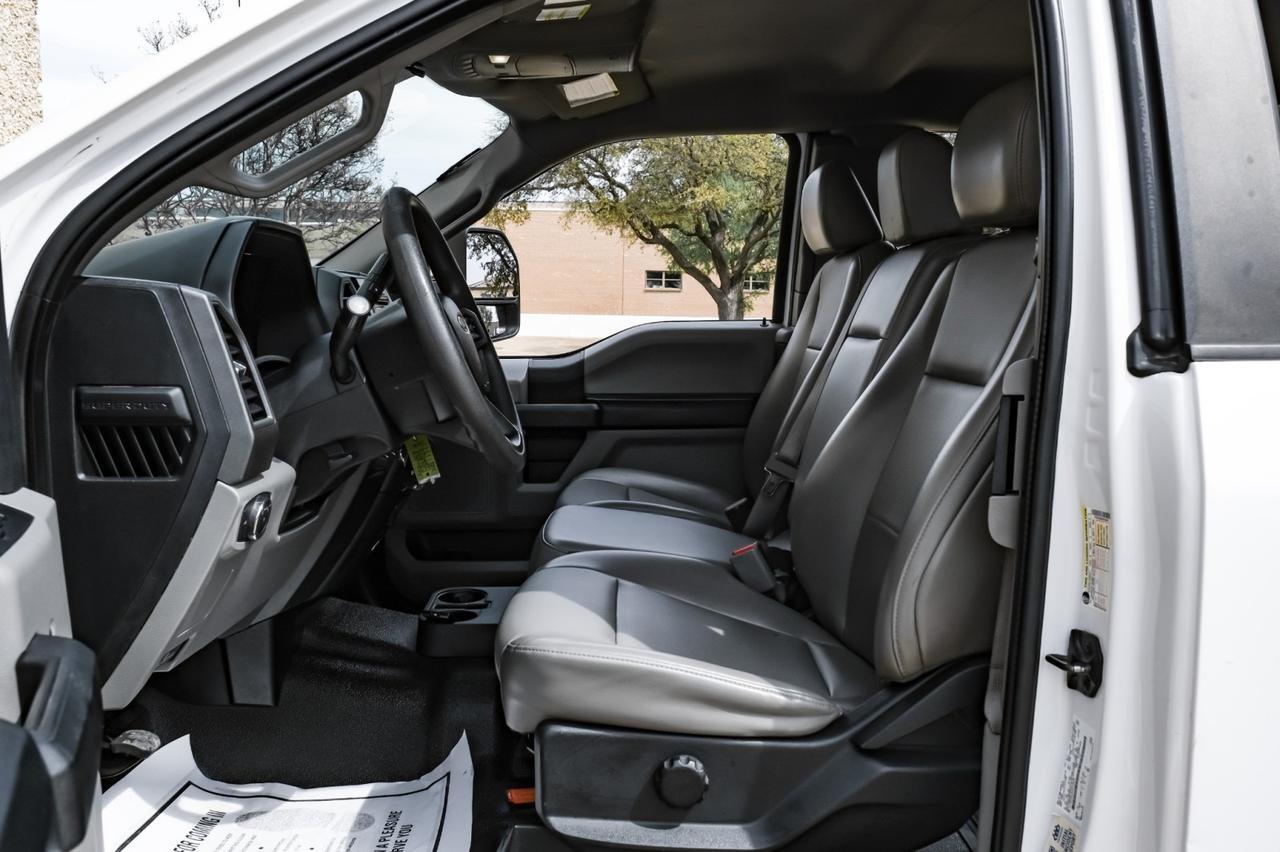 2017 Ford Super Duty F-350 SRW XL