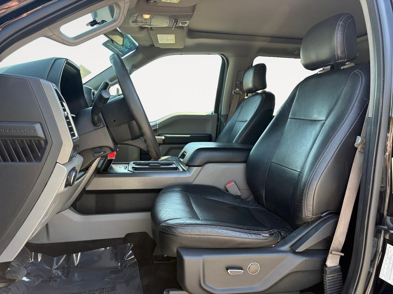 2017 Ford Super Duty F-350 SRW XLT, 5TH WHEEL/GOOSENECK TOW PACKAGE, REMOTE START, POWER MOONROOF TWIN PANEL, HEATED SEATS, REMOVABLE TAILGATE WITH LIFT ASSIST, BACKUP CAMERA, PARKING SENSORS, LOW MILEAGE, GO BIG & TAKE HOME THIS SUPER DUTY! Virginia Beach VA