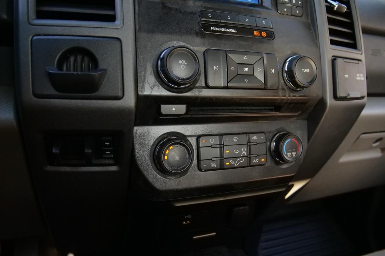 2017 Ford Super Duty F-350 XL / DRW / Reading SL Service Body! Lincolnton NC