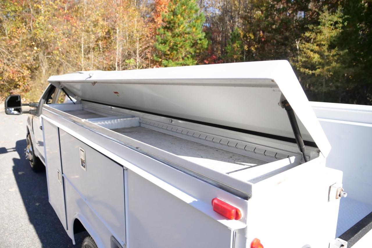 2017 Ford Super Duty F-350 XL / DRW / Reading SL Service Body! Lincolnton NC