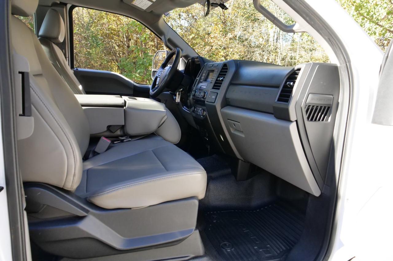 2017 Ford Super Duty F-350 XL / DRW / Reading SL Service Body! Lincolnton NC