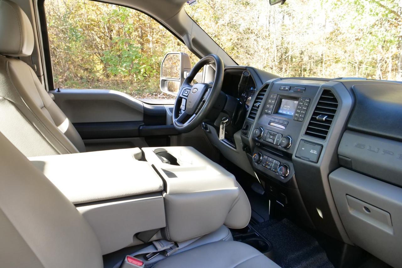 2017 Ford Super Duty F-350 XL / DRW / Reading SL Service Body! Lincolnton NC