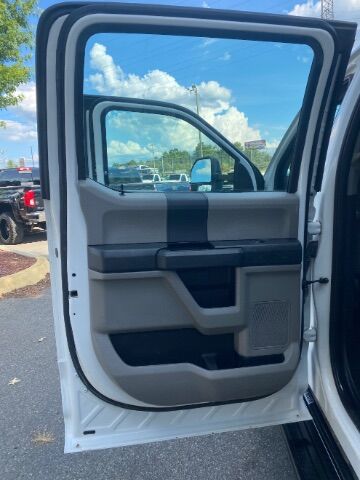 2017 Ford Super Duty F-550 DRW XL 4WD CREW CAB 179 WB Charlotte NC