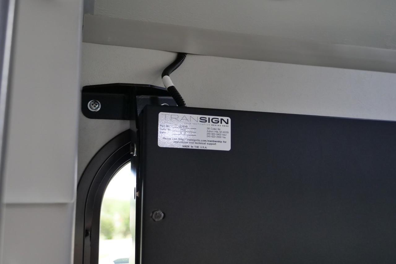 2017 Ford Super Duty F-550 DRW XL / Glaval Entourage Bus / Wheelchair Lift! Lincolnton NC