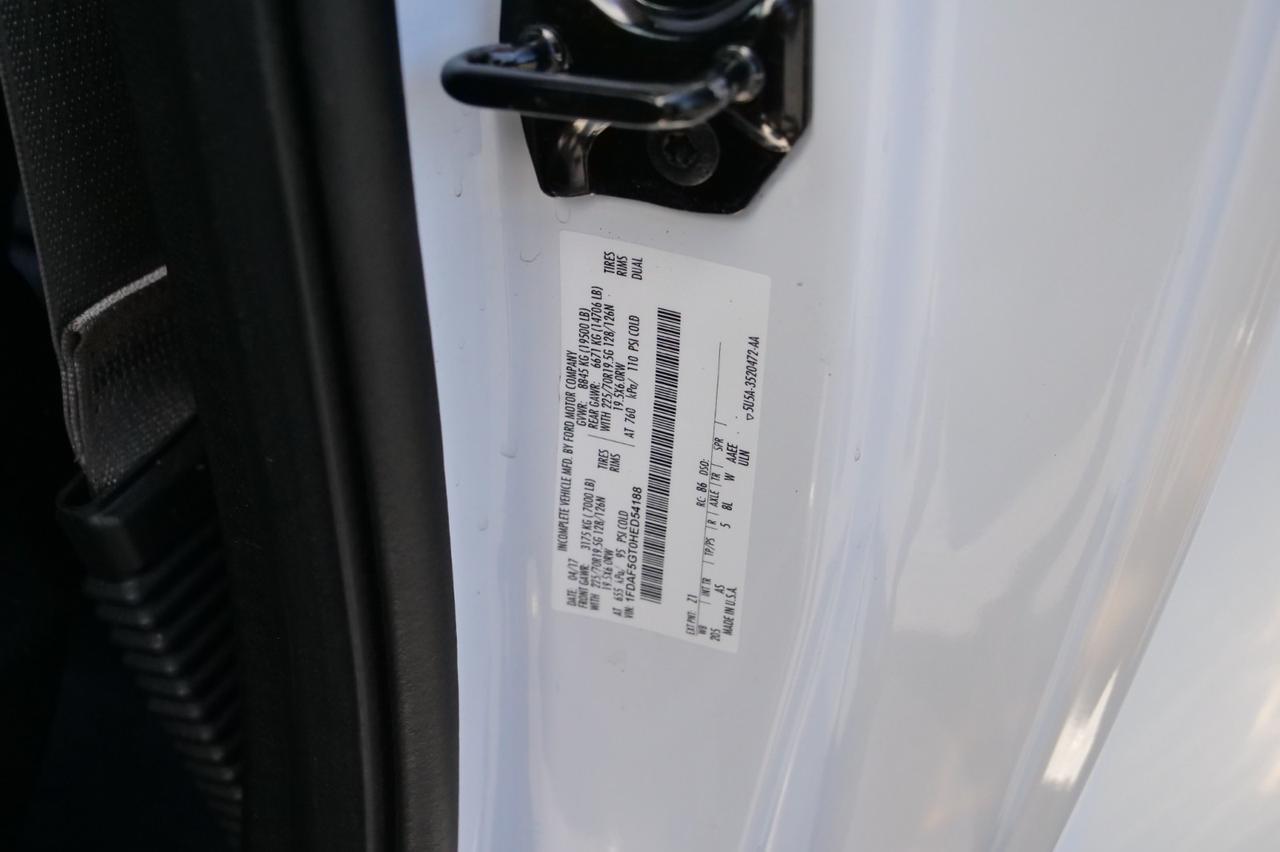 2017 Ford Super Duty F-550 DRW XL / Glaval Entourage Bus / Wheelchair Lift! Lincolnton NC