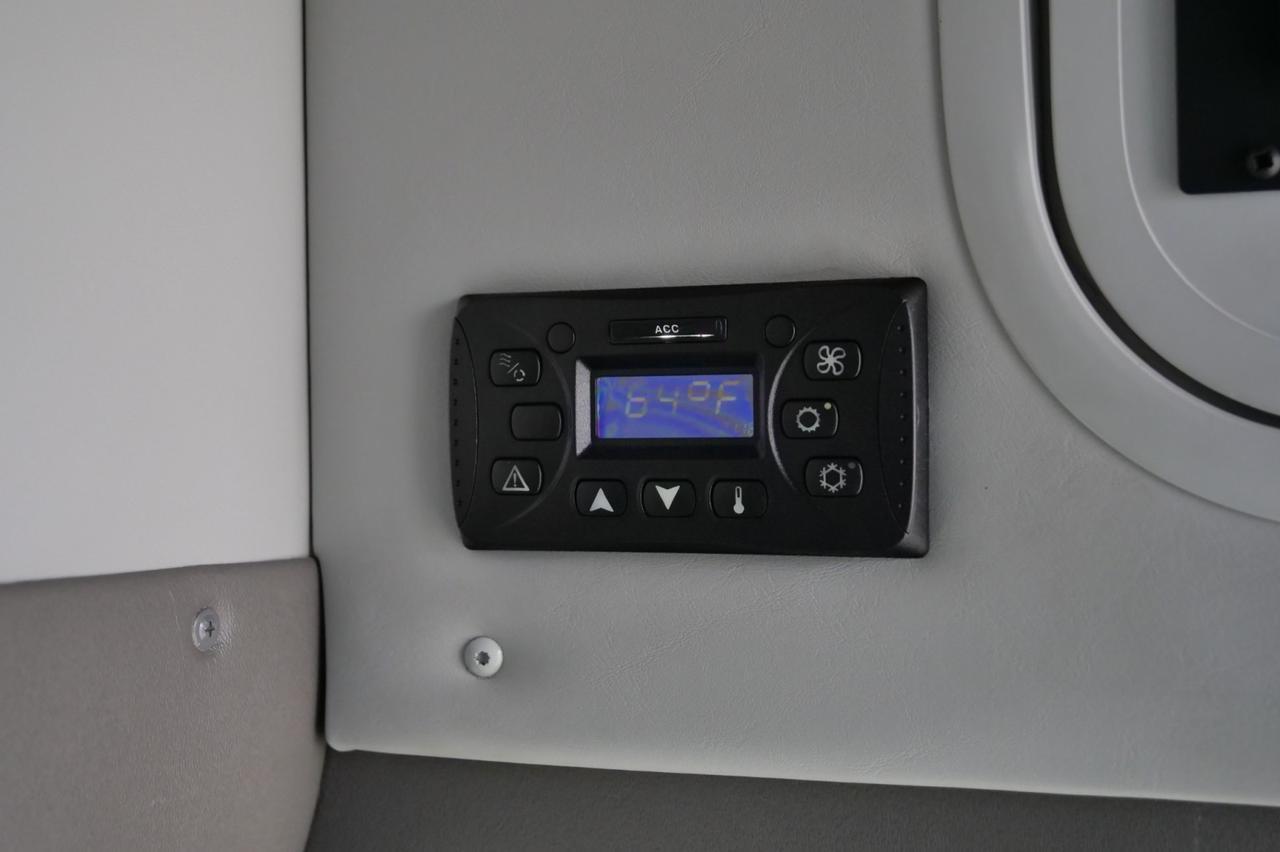 2017 Ford Super Duty F-550 DRW XL / Glaval Entourage Bus / Wheelchair Lift! Lincolnton NC