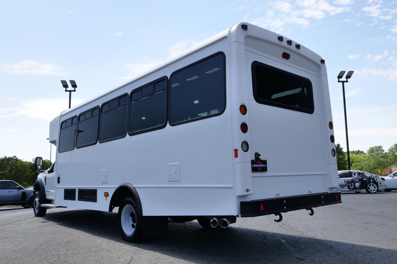 2017 Ford Super Duty F-550 DRW XL / Glaval Entourage Bus / Wheelchair Lift! Lincolnton NC